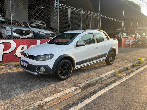 Volkswagen Saveiro 1.6 16v Cross Cab. Dupla Total Flex 2p