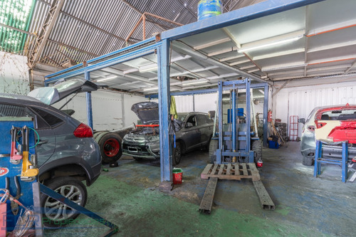 Propiedad Comercial Más Taller Automotriz Funcionando