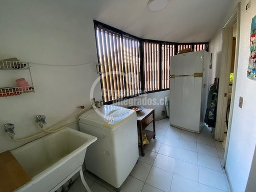 Departamento En Venta De 4 Dorm. En Providencia