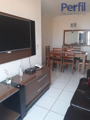 Imagem 9 de 11 de Apartamentos - 3 Dormitórios - 2010