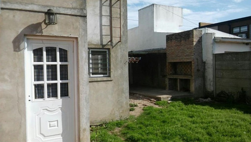 Casa Remodelada Con Jardín Villa Elisa La Plata Provincia De Buenos Aires