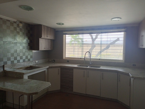 Imagen 3 de 13 de Casa En Venta En Ciudadela, Lote Vii