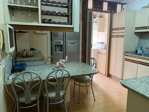 Imagen 22 de 30 de Apartamento En Venta Montalbán Iii- Yolanda Goncalves Rah. Mls#22-20743