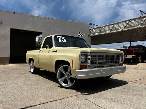 Chevrolet Silverado Custom 1975