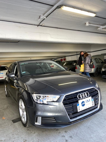 Imagen 2 de 12 de Audi A3 Sportback 2.0t Stronic L/17