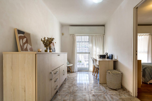Venta/permuta - Casa - 2 Dormitorios Con Cochera Y Galpón - Bella Vista, Rosario.
