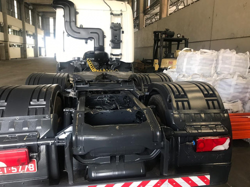 Caminhão Scania G420, 6x4, Bug Leve