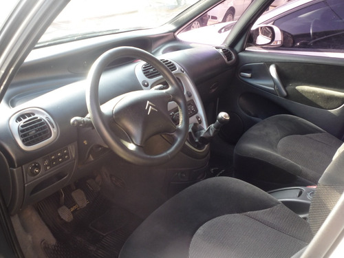 Imagen 11 de 14 de Citroen Zara Picasso 1.6 Full