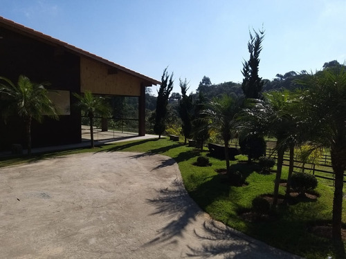 Imagem 6 de 14 de Chácara 4.000 M2, Casa Sede, Churrasqueira, Piscina + Piscina Infantil, Lago, Poço Artesiano, 3 Baias - Ch00104 - 69690800
