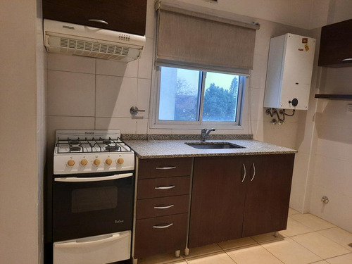 Imagen 2 de 9 de Dpto 2 Ambientes En Venta