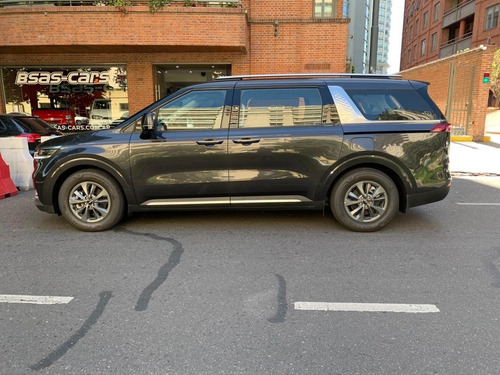 Imagen 3 de 21 de Kia Carnival