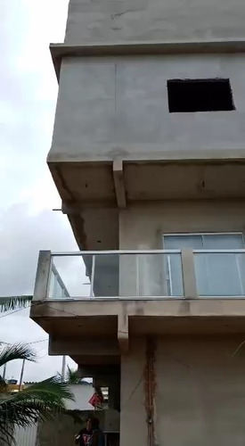 Sobrado Grande Em Marataízes, Com 1.600 Metros Quadrados