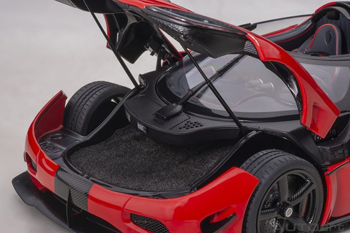 Koenigsegg Agera Rs escala 1:18 Autoart 79022 color rojo