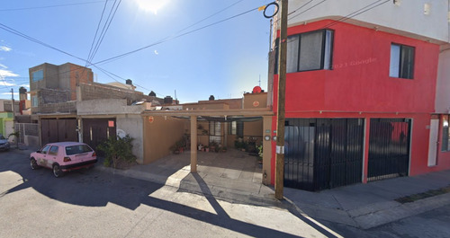 Casa En Remate, Perfecta Zona De San Luis Potosi (jacarandas 1ra Secc)