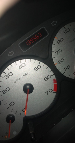 Peugeot 206 1.0 16 Válvulas
