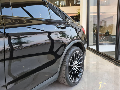 Imagem 4 de 14 de Mercedes-benz Glc 250 2.0 Cgi Gasolina Coupé 4matic