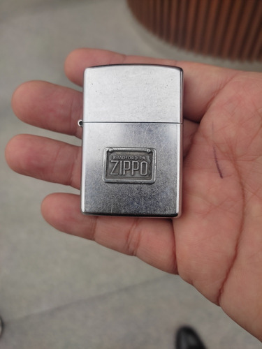 Encendedor Zippo 2001