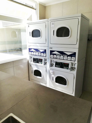 Departamento En Venta De 1 Dorm. En Independencia