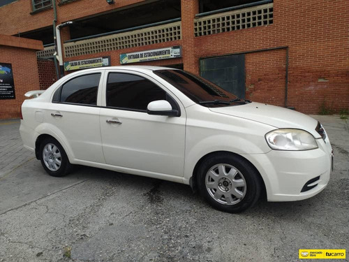 Imagen 2 de 9 de Chevrolet Aveo Lt Automatico
