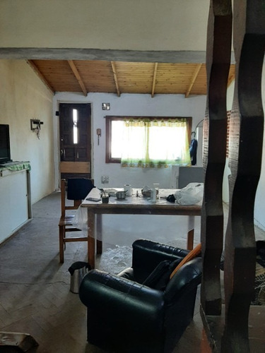 Imagen 3 de 14 de Casa Ideal Para 2 Familias En Venta - Moron Norte