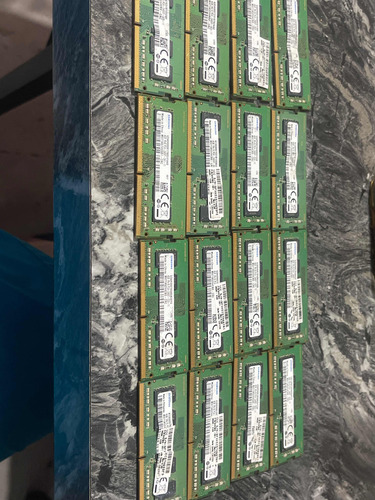 Memoria Ram Ddr4 4gb Samsung 2400t Sodimm 2x$350 (Usado)