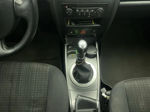 Renault Megane 2 2.0 Dynamique Fase 2 Hb