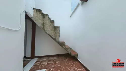 Casa En Arriendo En Medellín - La Floresta