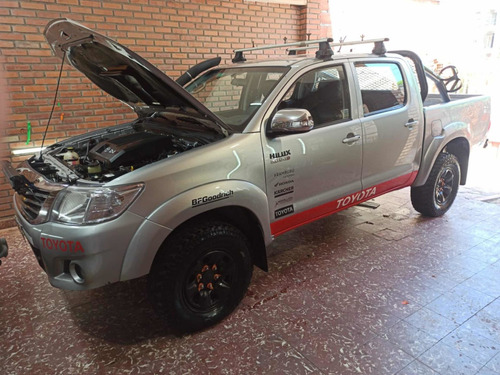 Toyota Hilux 3.0 Cd Srv Cuero 4x4 5at - A4 2015