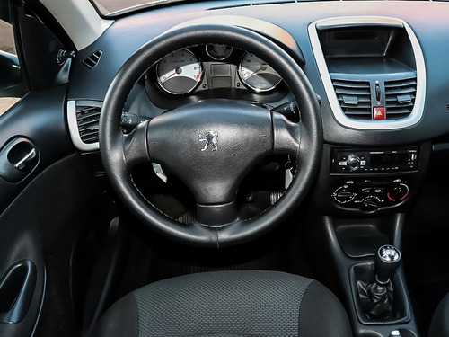 Imagem 6 de 15 de Peugeot 207 1.4 Xr 8v