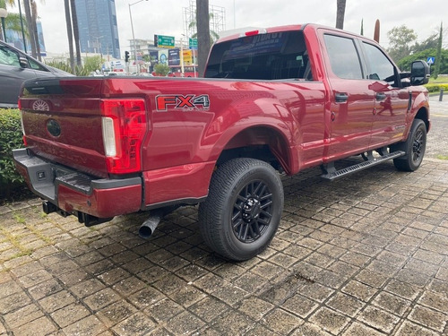 Imagen 4 de 15 de Ford F-250 2017 6.7l Super Duty Cab Dob Diesel 4x4 At