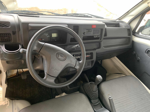 Imagen 6 de 9 de Daihatsu Hijet 2019 Japonés
