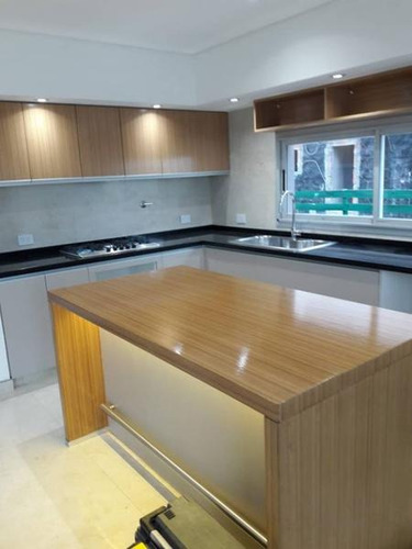 Casa En Venta Al Lago En Puertos - Nordelta Ii