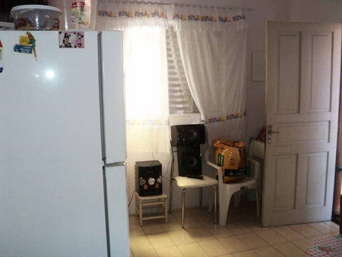 Imagem 18 de 30 de Bem Perto Da Praia Num Terreno De 5 X 25 Com Duas Vagas De Garagem - Hm663