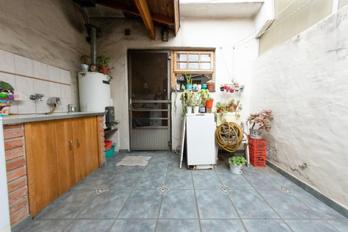 Imagen 5 de 19 de Venta Duplex 3 Ambientes En San Justo