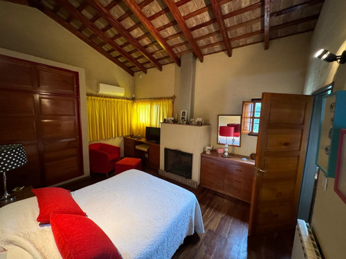 En Venta Espectacular Casa De Categoria En Agua De Oro