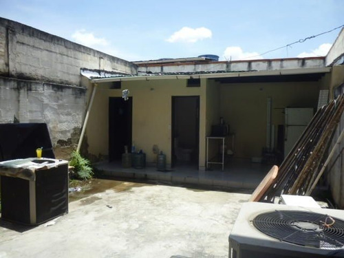 Imagen 27 de 30 de Local Comercial En Venta En Parroquia Catedral Barquisimeto Lara +++23-1767 */ M.c T. N° +0-4-2-4- 5.5.6. 5.7. 5.9 *--**