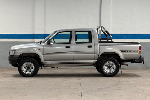 Toyota Hilux Pick-Up 3.0 Cd Sr C/ab 171cv 4x2