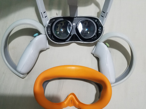 Pico 4 Visor De Realidad Virtual (Usado)