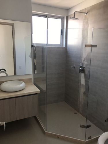 Imagen 3 de 7 de Venta Y/o Arriendo Apartamento En Castillogrande Vista Al Mar
