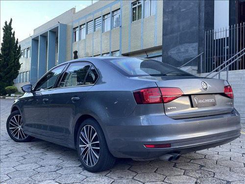Volkswagen Jetta Jetta Tsi Highline 211 cv Blindado Nivel Lll-a Único Dono