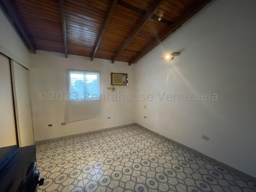 Casa Quinta En Venta Comercial Y Recidencial En Zona Norte De Maracay La Floresta Ideal Para Su Proyecto De Vida Nela 25-7008