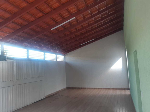 Imagem 4 de 11 de Casa Em Senador Canedo Próximo Ao Shopping 3/4 3 Banheiros