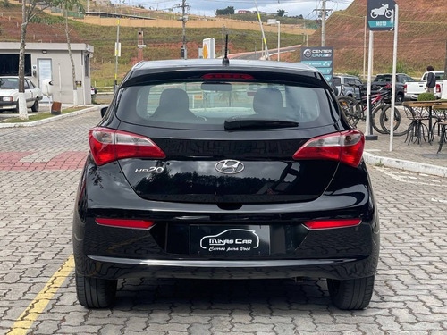 Imagem 4 de 11 de Hyundai Hb20 1.0 Comfort Plus 12v Flex 4p Manual