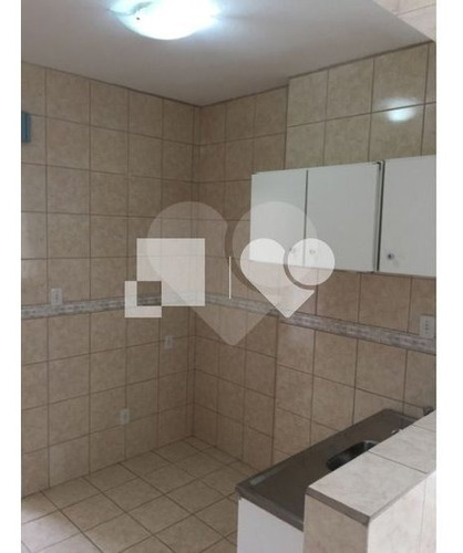 Apartamento 2 Dormitórios, 2º Andar, Baixo Custo De Condomínio. - 28-im415074
