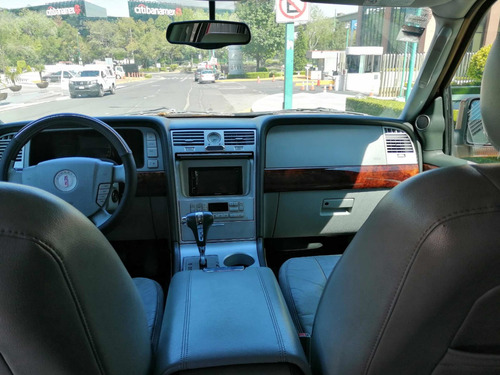 Imagen 14 de 15 de Lincoln Navigator 2005 Vagoneta Ultime 4x2 At