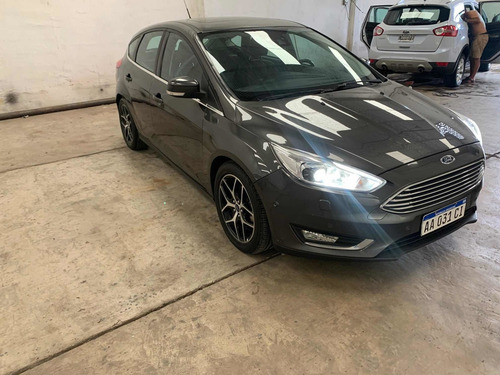Ford Focus Titanium 2.0 5 Ptas