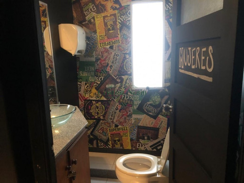 Excelente Local Con Departamento En La Barra- Ref: 36776