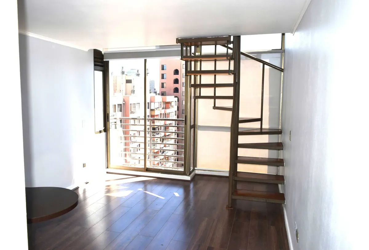 Imagen 2 de 23 de Dúplex, Av. Santa Rosa, Metro Santa Lucia (172668)