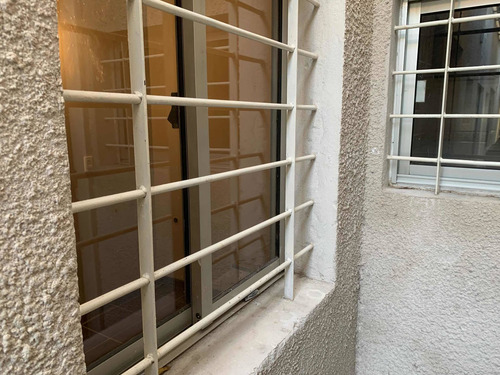 Alquiler Apto,1 Dorm. Cocina ,baño ,azotea$ 10900 ,091295124