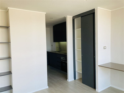 Ref:73332** Arriendo Depto Nuevo Home Estudio, Con